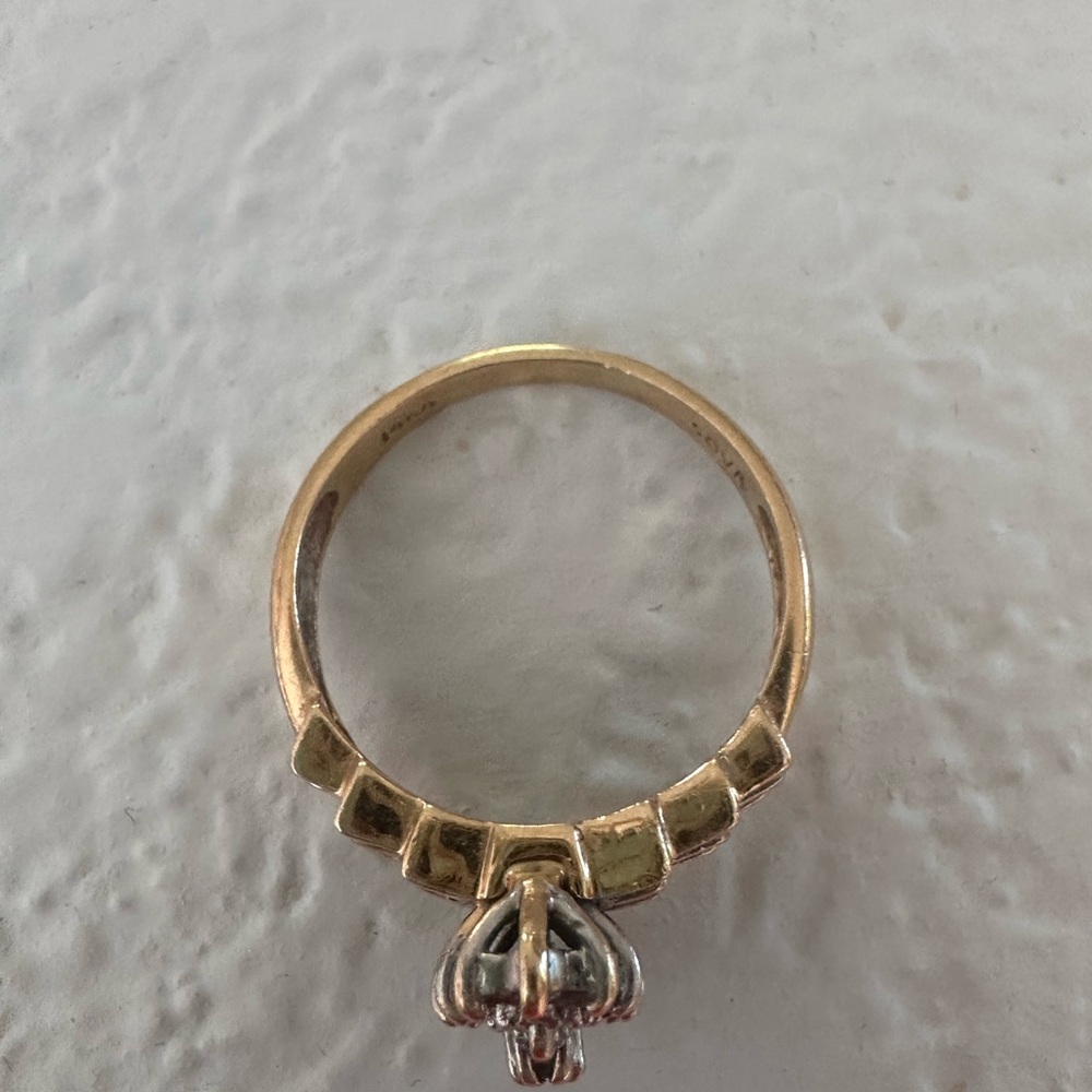 Beautiful 14k & .5 diamond vintage 80s cocktail ring - Picture 10 of 17